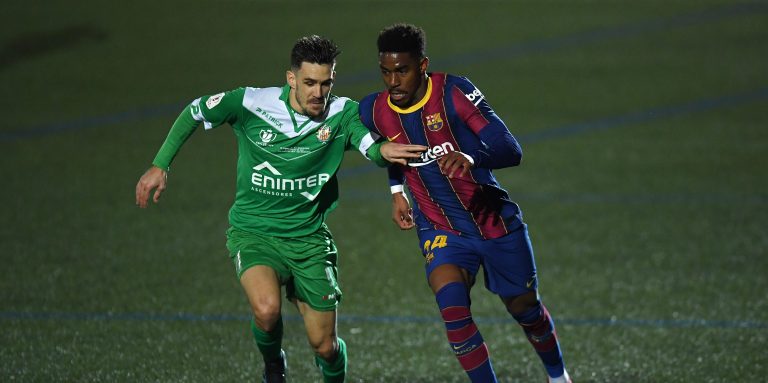 Southampton fans welcome Junior Firpo transfer links