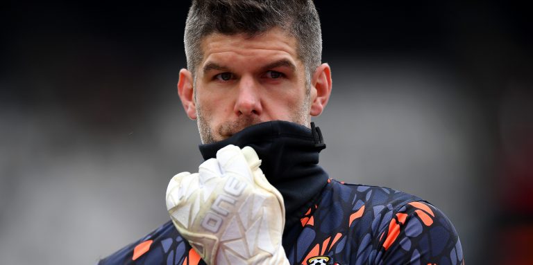 Paul Robinson Backs Celtic Move for Southampton Ace